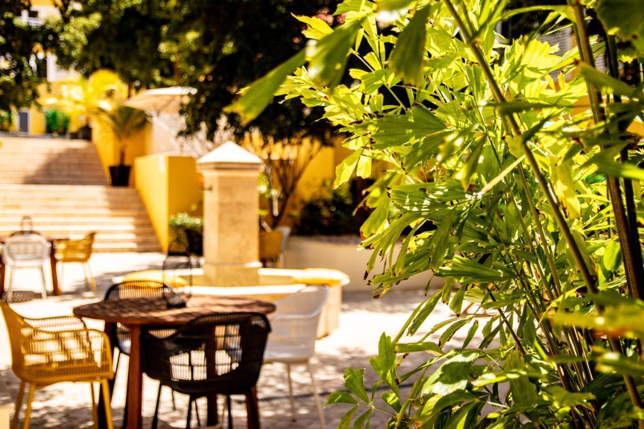 Bayside Boutique Hotel - Blue Bay Golf & Beach Resort Dorp Dorp Sint Michiel Екстериор снимка