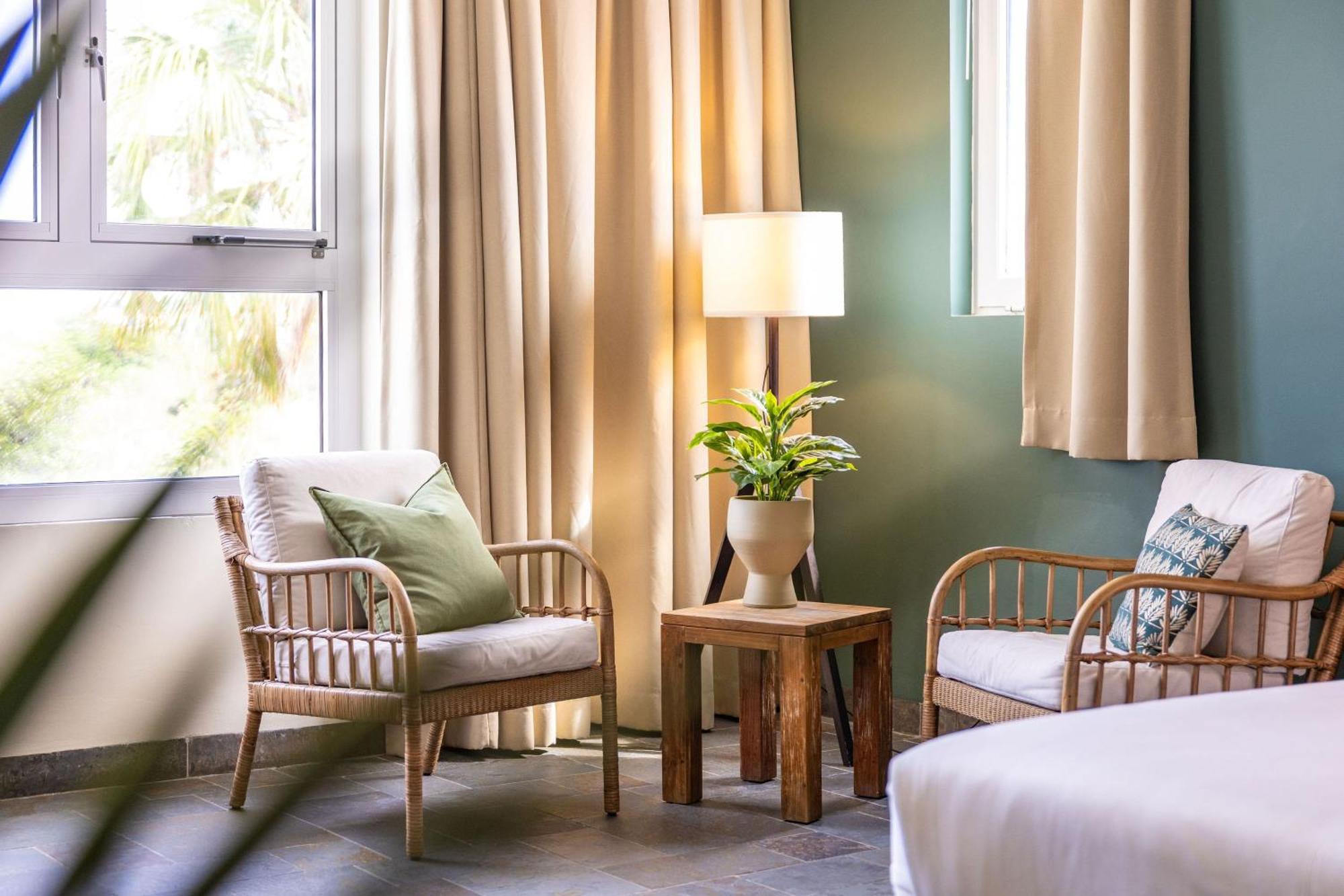 Bayside Boutique Hotel - Blue Bay Golf & Beach Resort Dorp Dorp Sint Michiel Екстериор снимка