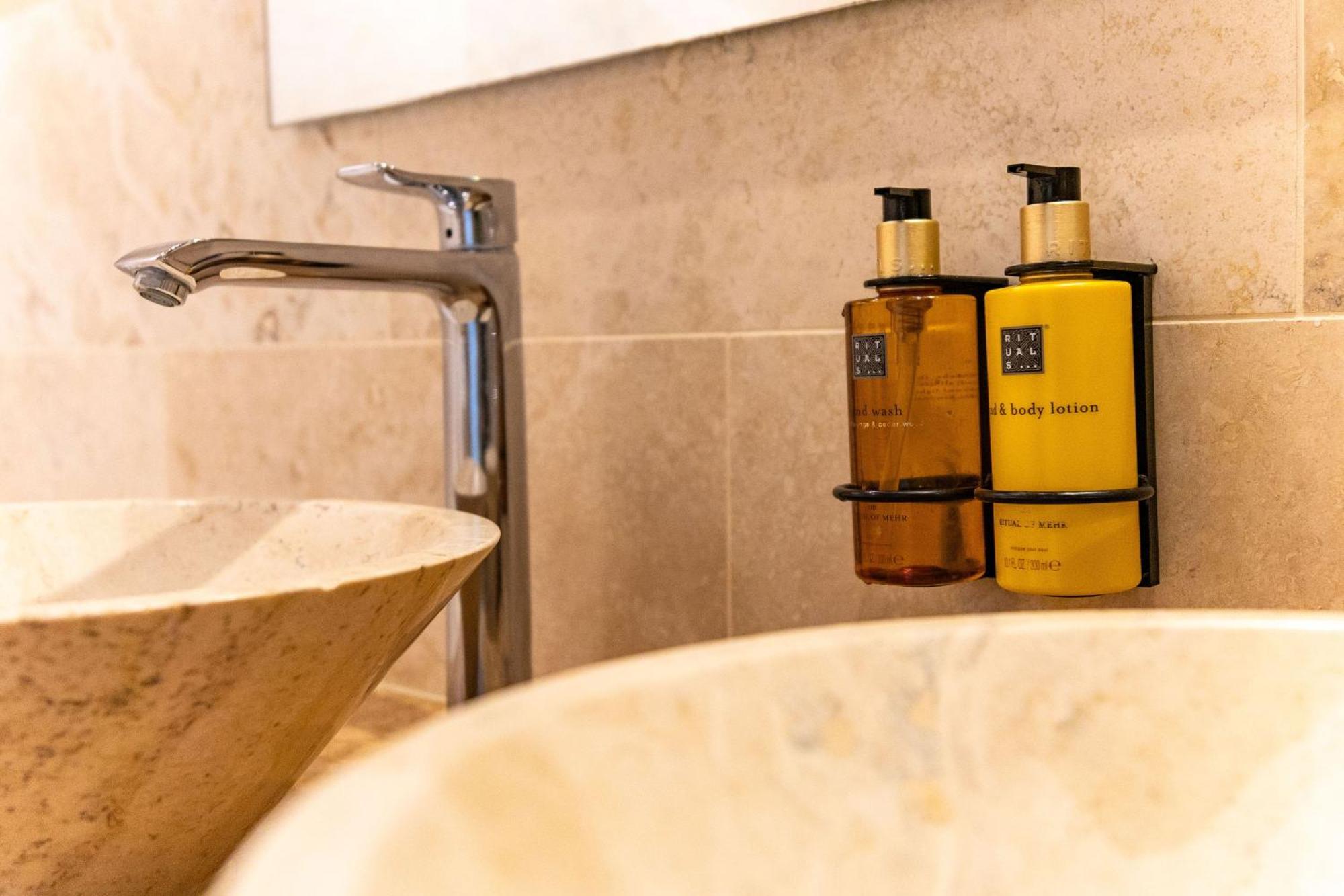 Bayside Boutique Hotel - Blue Bay Golf & Beach Resort Dorp Dorp Sint Michiel Екстериор снимка