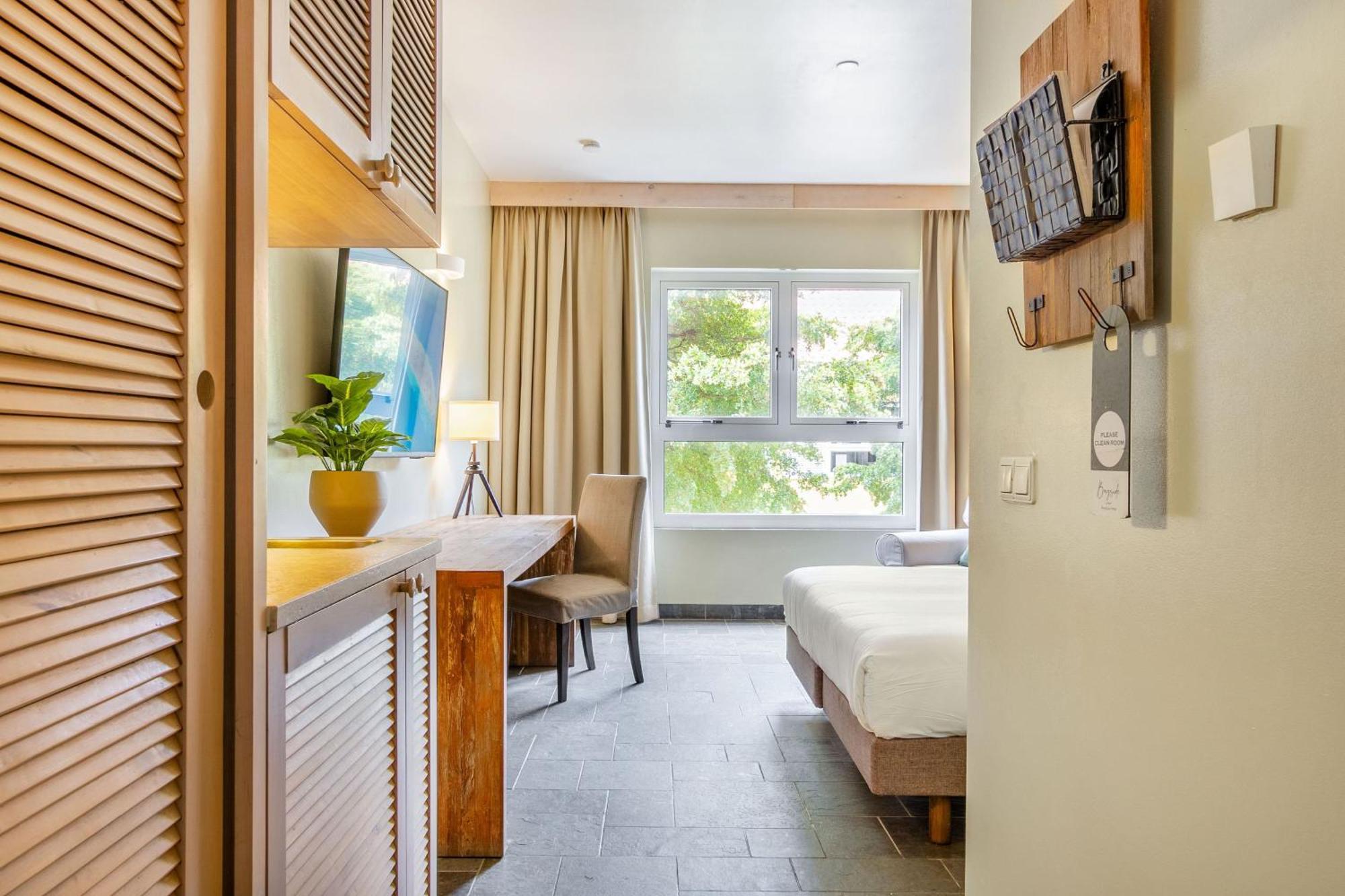 Bayside Boutique Hotel - Blue Bay Golf & Beach Resort Dorp Dorp Sint Michiel Екстериор снимка