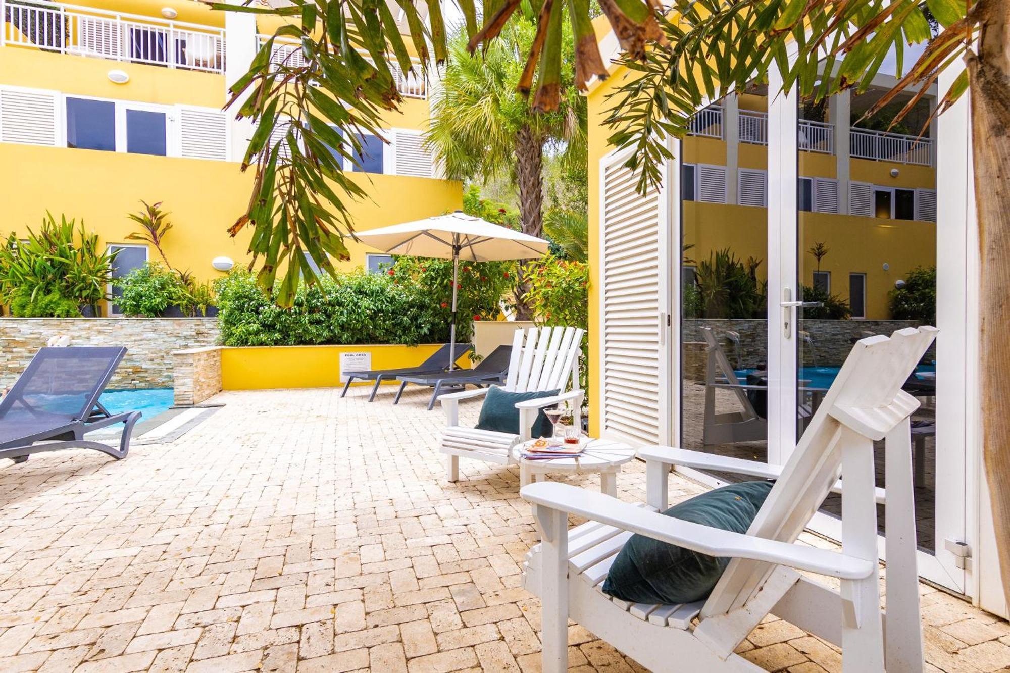 Bayside Boutique Hotel - Blue Bay Golf & Beach Resort Dorp Dorp Sint Michiel Екстериор снимка