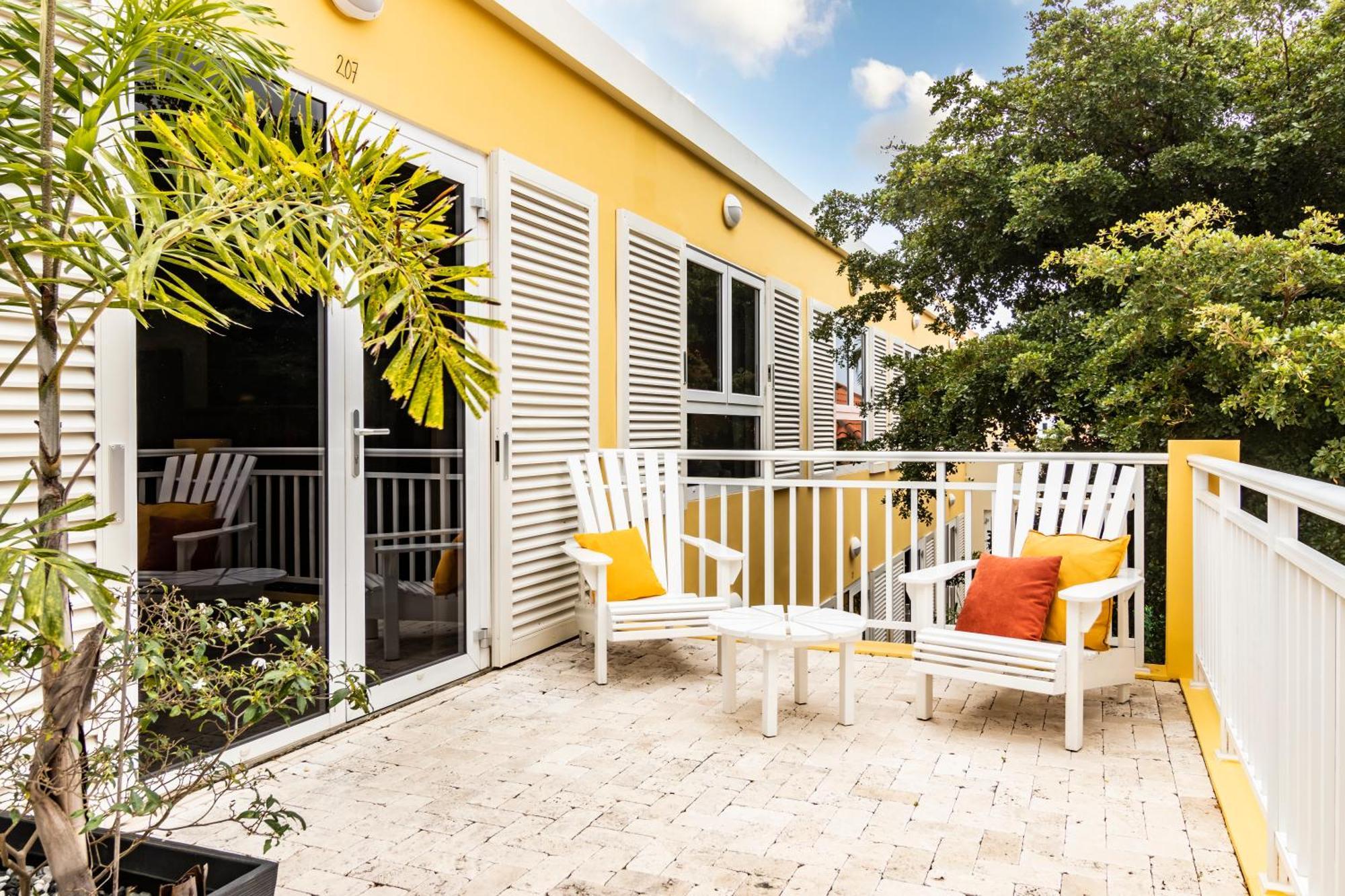 Bayside Boutique Hotel - Blue Bay Golf & Beach Resort Dorp Dorp Sint Michiel Екстериор снимка